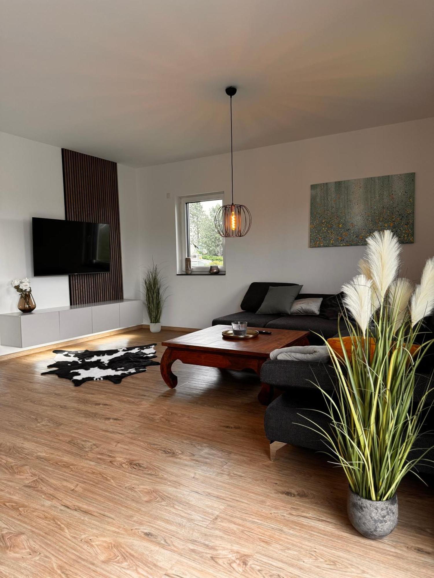 Traumhafter Ausblick, Modern Mit Komfort Und Stil Hardert Ngoại thất bức ảnh